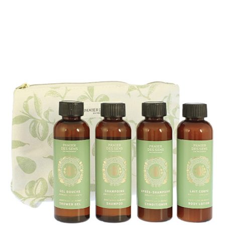 Panier Des Sens Soothing Almond ajándék szett tusfürdő 70 ml + šampon 70 ml + kondicionáló 70 ml + testápoló 70 ml